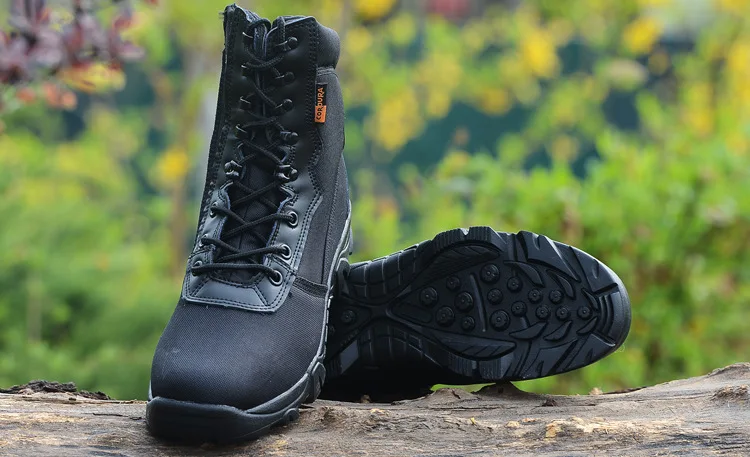 HIKING SHOES (1)