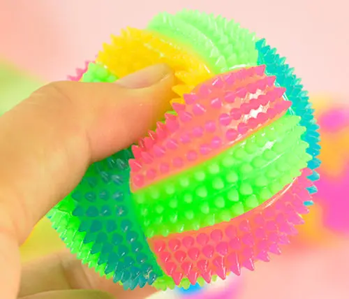 Children's pet dog cat luminous toys, flash volleyball, play ball, night light bouncing ball 7