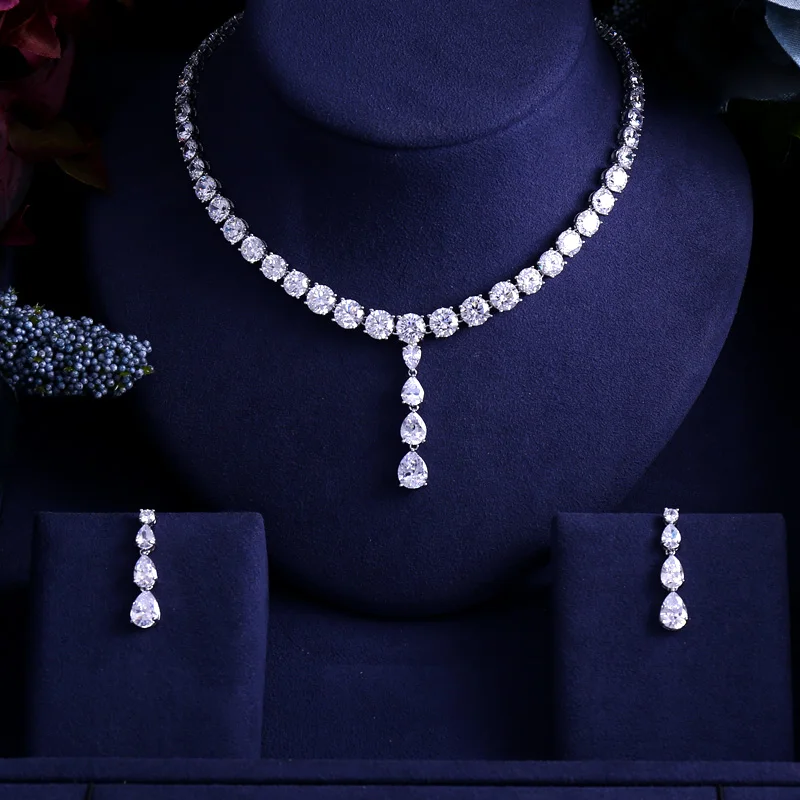 

Accking water drop Trendy Water Drop Cubic Zirconia Earrings Necklace Set for Women Luxury Crystal Bridal Wedding Jewelry Sets