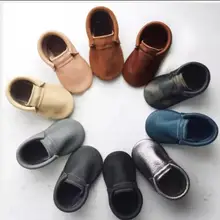 Новая объемная детская обувь для новорожденных девочек и мальчиков из натуральной кожи противоскользящие Мокасины с бахромой для малышей логотип на заказ