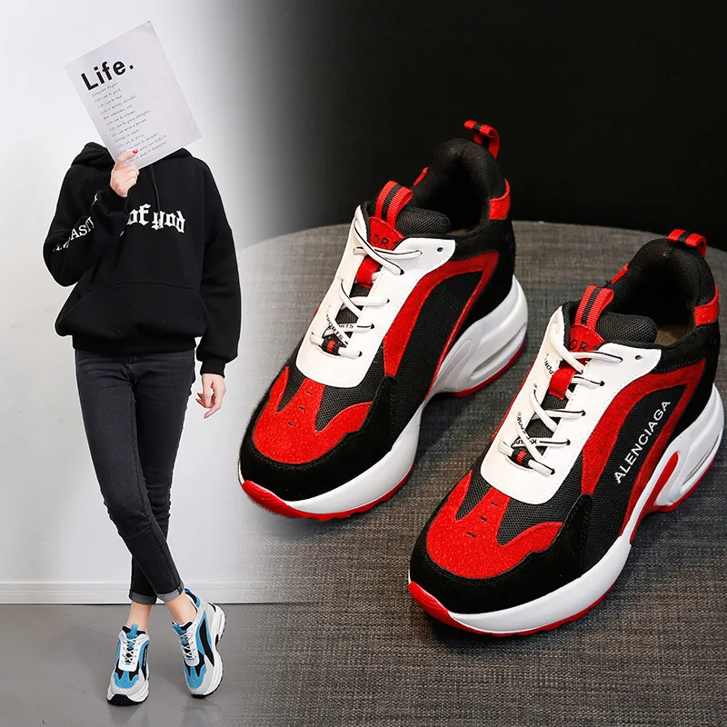 

2019 spring new high-heeled flat women's shoes wild round head strap leather casual shoes color matching shoes.