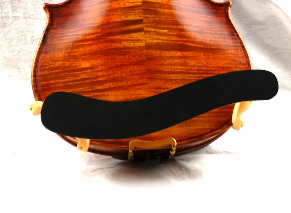 123 562