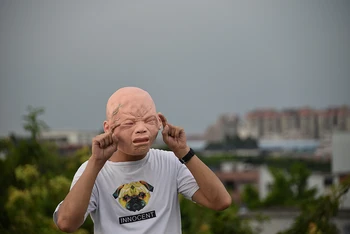 

Halloween Crying baby Latex Mask Novelty Costume Party Fancy Dress Animal Masks