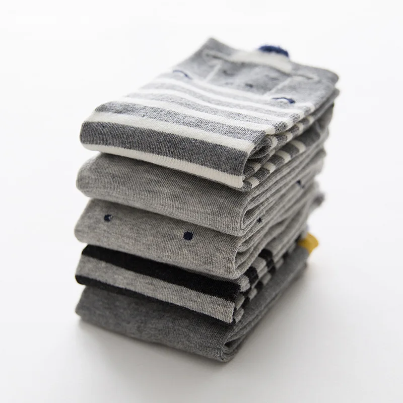 PEONFLY Bear Cat Dragon Cat Rabbit Fox Lion Cartoon Animals Wave Dot Stripe Pattern Three-dimensional Woman Cotton Socks Autumn