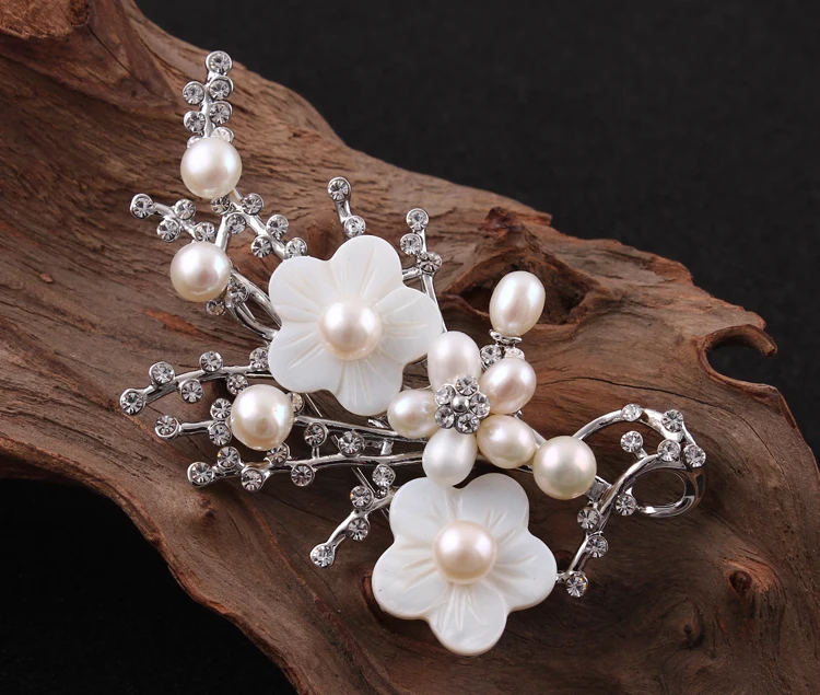 

Wholesale price ^ 6-8mm Natural Freshwater Pearl White Shell White Gold Plaeted Brooch 40x67mm 1Pc