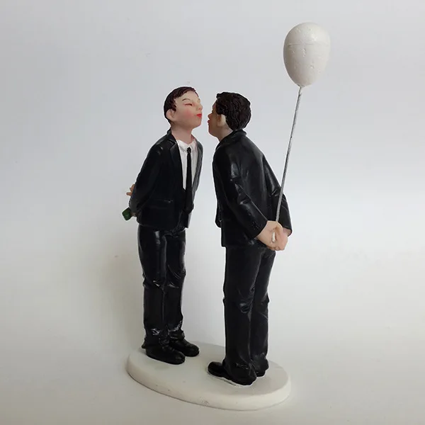 resin cake topper (4).jpg