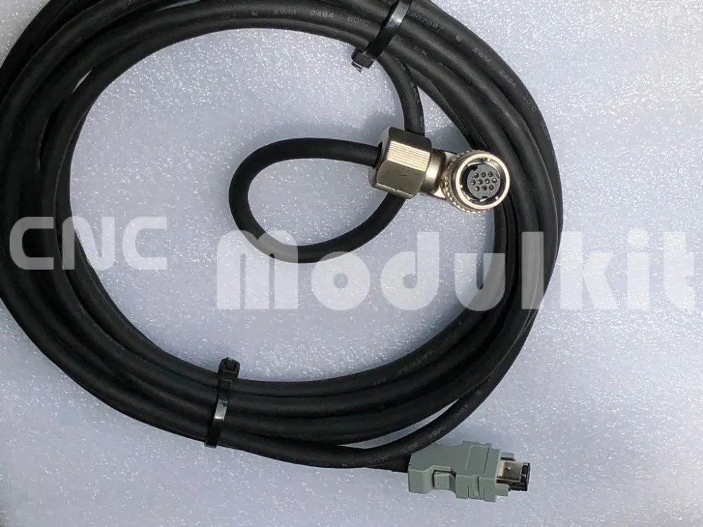 JZSP CVP02 05 E Yaskawa Серводвигатель полная система Encorder сигнальный кабель CVP01