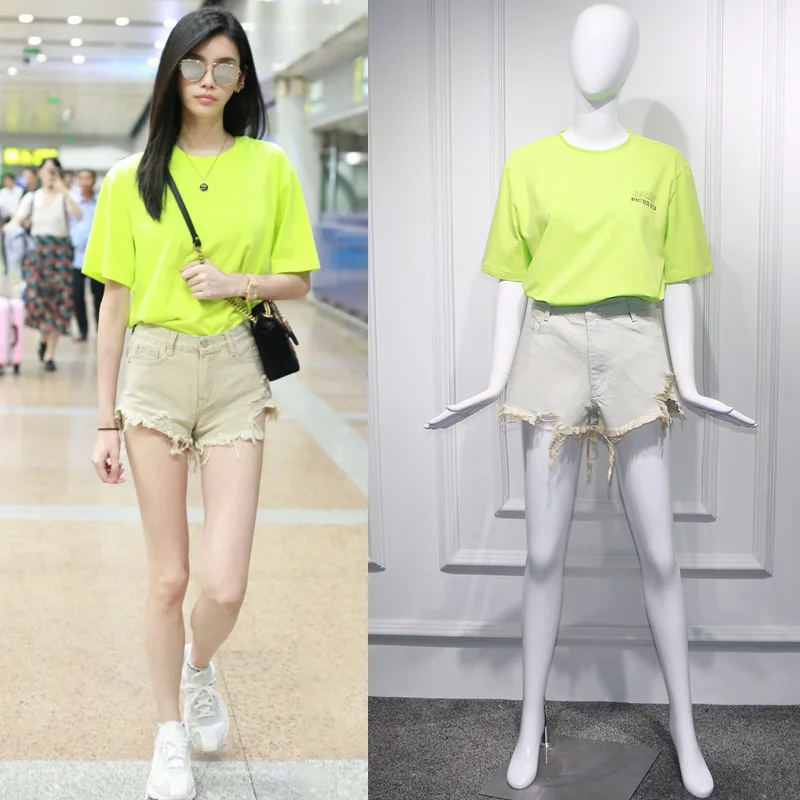 

2019 Spring Star Supermodel Xi Mengyao Airport Same Fluorescent Green Alphabet Round Collar T-shirt O-Neck Womens Shirts