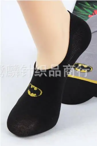 Полосатые носки Marvel с Бэтменом, модные, новые, персонализированные, невидимые, мужские, весенние, летние носки, впитывающие пот, Нескользящие хлопковые носки - Цвет: 2
