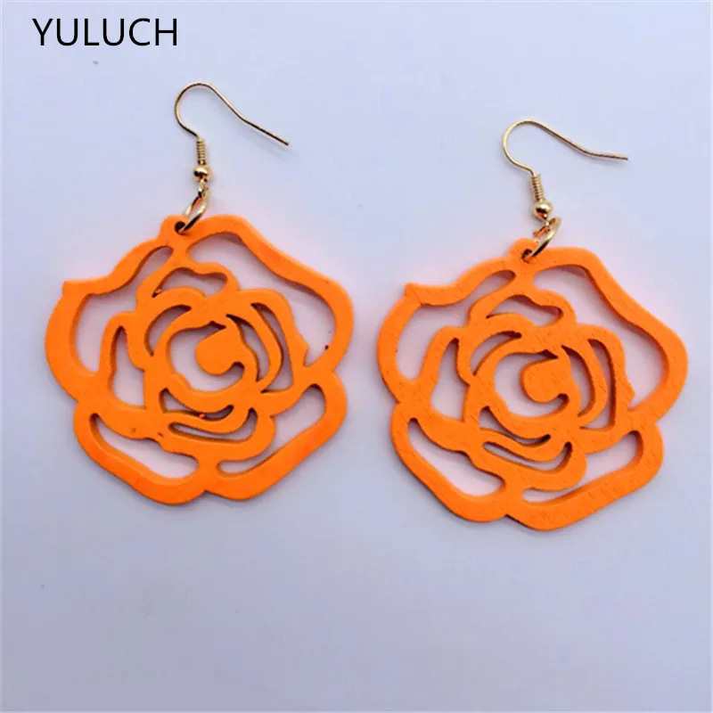 

Pair new design good african wood rose flower earrings Latest new arrival Round new design quality