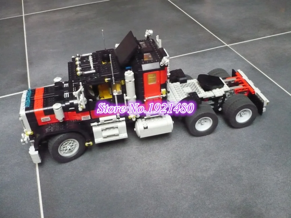 

Lepin 21015 1743Pcs Creative Series The American Black Cat Truck Set 5571 Educational Building Blocks Bricks Children Toys Gift