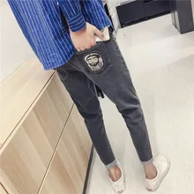 Top quality 2019 spring autumn Cropped pants youth Denim pocket printed teenagers jeans male Slim feet Ankle Length pants men цена Top quality 2019 spring autumn Cropped pants youth Denim pocket printed teenagers jeans male Slim feet Ankle Length pants men цены онлайн