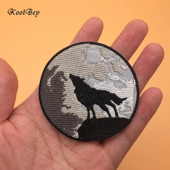 

100pcs/lot Wolf and Moon Iron On Patch Embroidery Sewing DIY Gothic Hippy Moon Phase Occult Halloween Horror SC3129