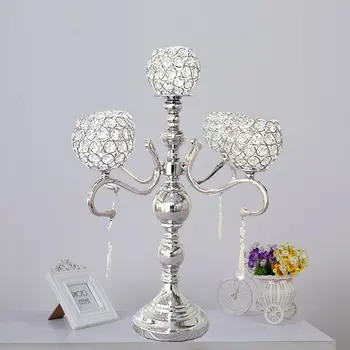 

Creative Wedding Decoration of Golden Candle Holder