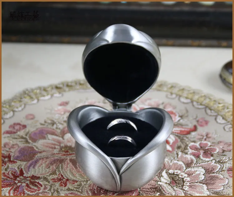 

Wedding Ring Box Metal Jewelry Case Zinc-alloy Trinket boxes Rose Flower Design Gift Package