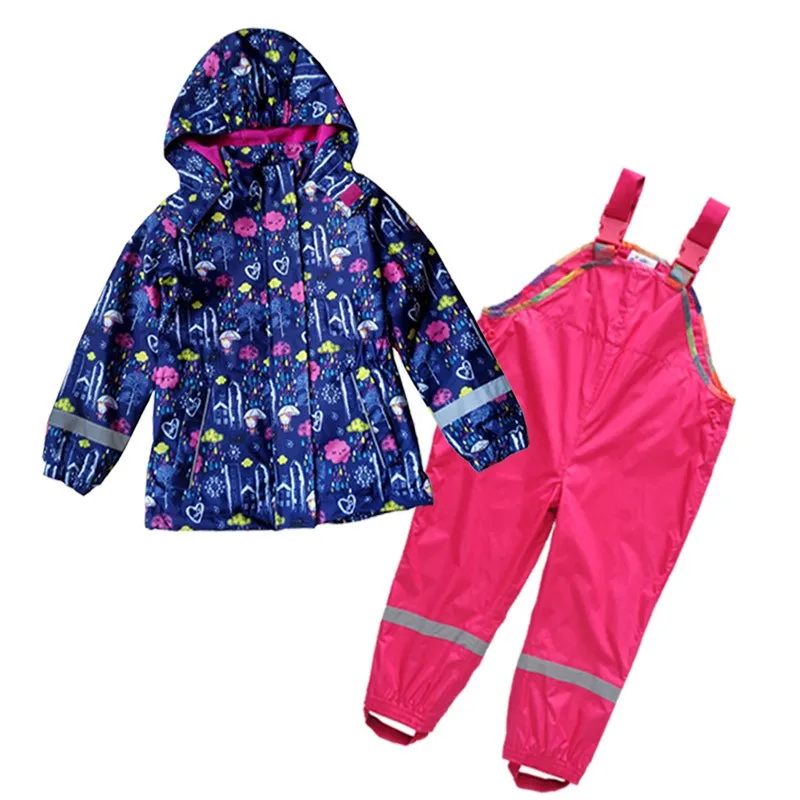 navy raindrop + pink pants
