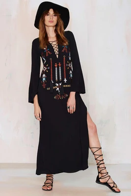 

Women Vintage Ethnic Flower Embroidery Deep V-neck Hippie Boho People Cotton Linen Tunic Loose Long Maxi Dresses 2018