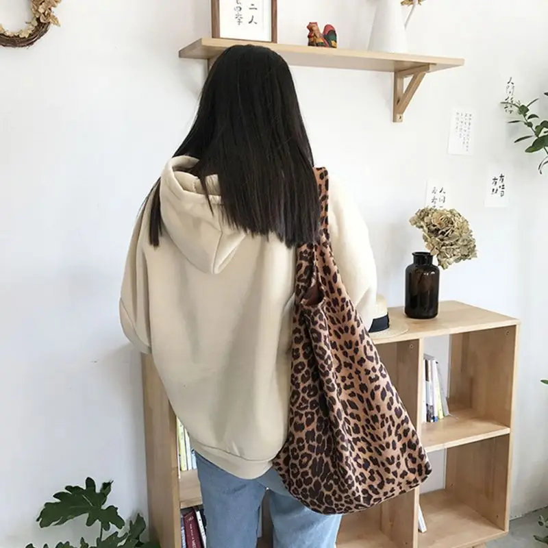 

Eco Shopping Travel Shoulder Bag Suede Tote Handbag Folding Reusable Leopard Pattern