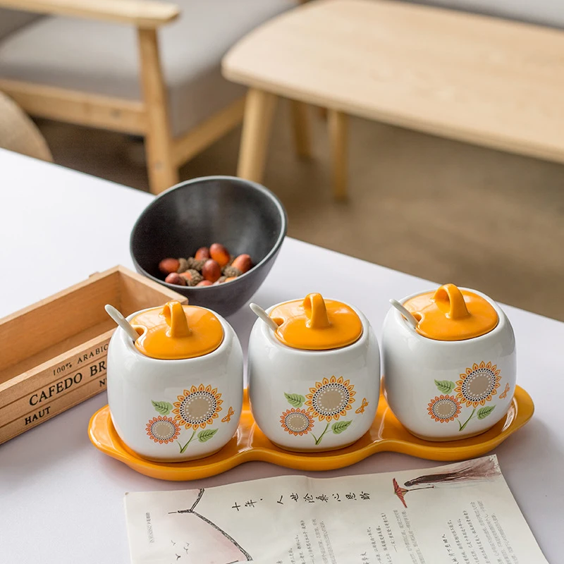

Ceramic Seasoning Cans Set Kitchenware Home-use Storage Box Bowl With Lid Sugar Pot 3 Bowls With 1 Stand Spices Container Set
