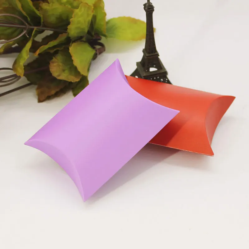 

100pcs Pillow Style Wedding Favors Candy Paper Boxes Party Gift Box Sugar Boxes KM88