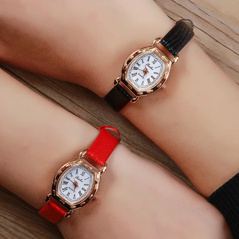 

Luobos Fashion Casual Ladies Watch Fine Leather Strap Gold Tonneau Dial Quartz Watch Women Popular Roman Digital Quartz Watch