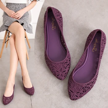 

EOEODOIT Women Sandals Summer Holiday Beach Seaside Jelly Flats Hollow Network Breathable Slip On Anti Slides Flat Heel Shoes