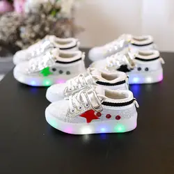 2018 мода led подсветкой маленьких патч блеск сплошной цвет для маленьких девочек мальчиков обувь милый ребенок сначала ходунки