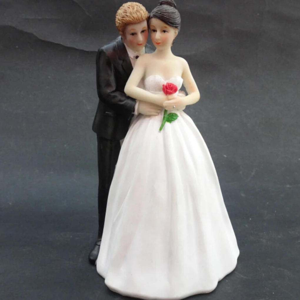 Romantic Black Groom Bride Marry Resin Figurine Wedding Cake Topper Wedding Decoration - Цвет: NO9