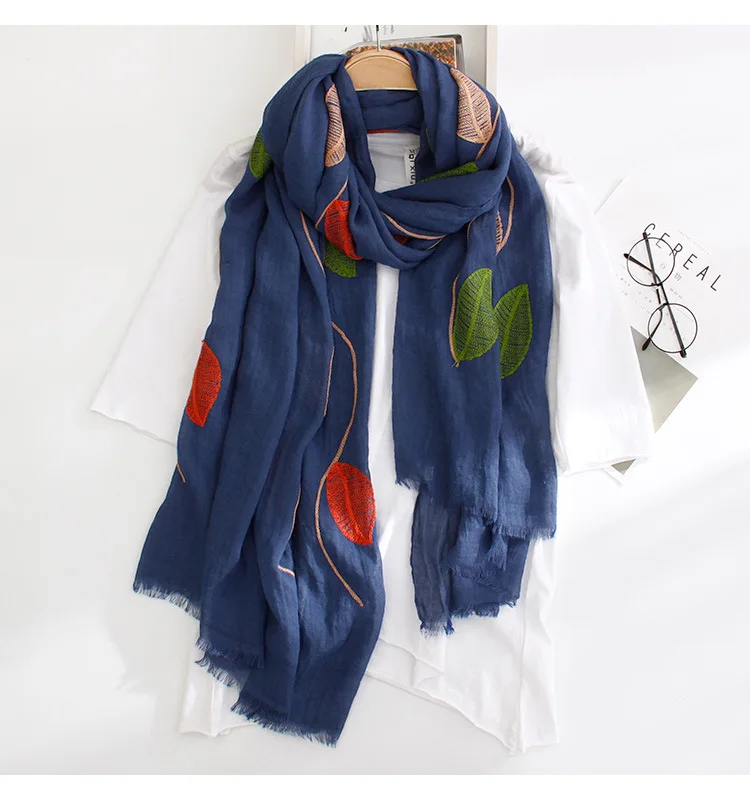 2017 Для женщин шарф листья Вышивка узор бахрома шарф платки хлопок вискоза шарф длинный лист хиджаб 6 цветов 10 шт./лот