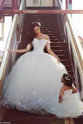 Новая Принцесса Длинные Свадебные Платья 2016 Милая Шеи Бальное платье Часовня Поезд Аппликации Тюль Новый Длинные Свадебные Платья С Бантом