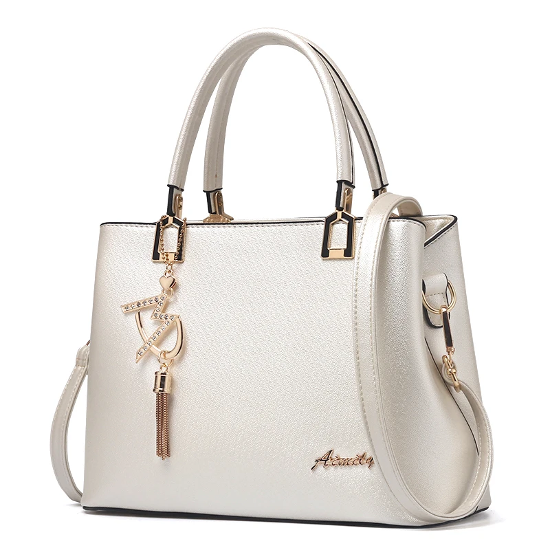 Europe and the United States Genuine Leather designer handbags high quality Calfskin Saffiano simple and stylish shoulder bags