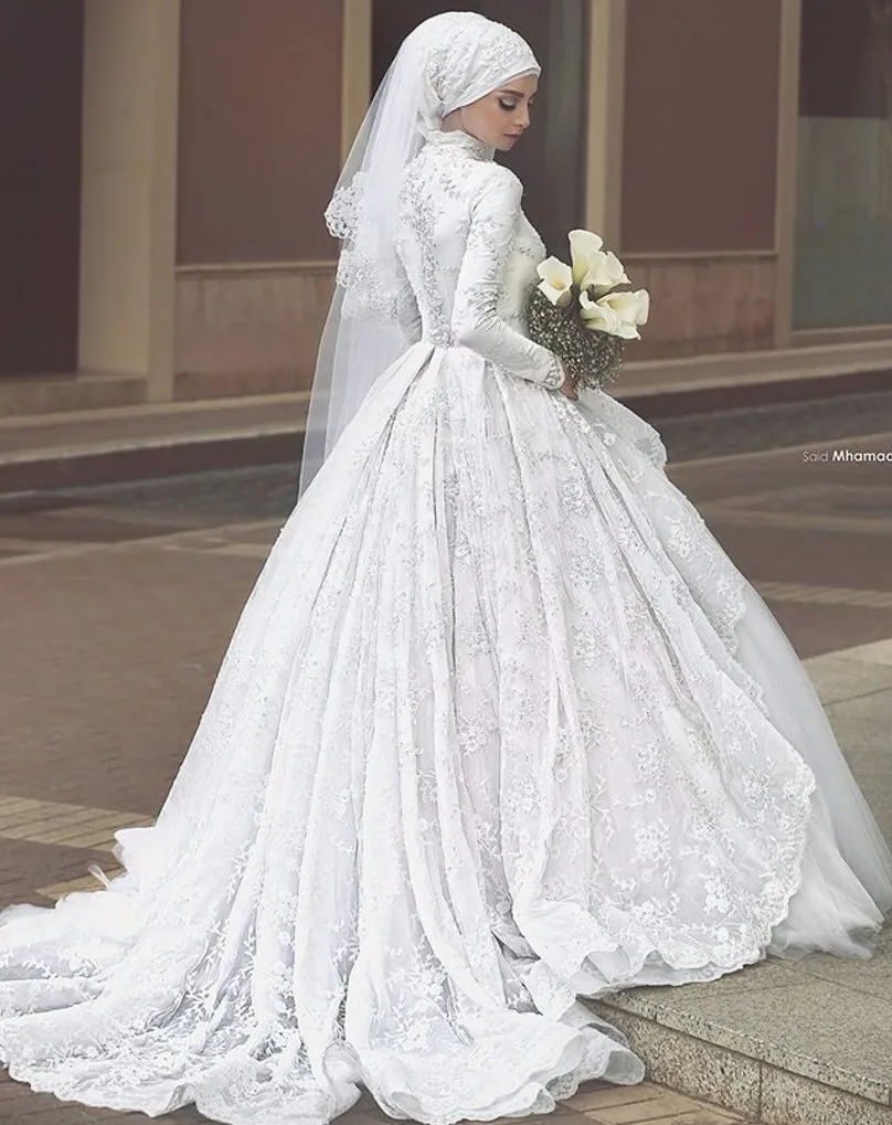 High-Neck-Vintage-Lace-Ball-Gown-Arab-Long-Sleeve-Muslim-Wedding-Dress-Islamic-Hijab-Wedding-Dress (1)