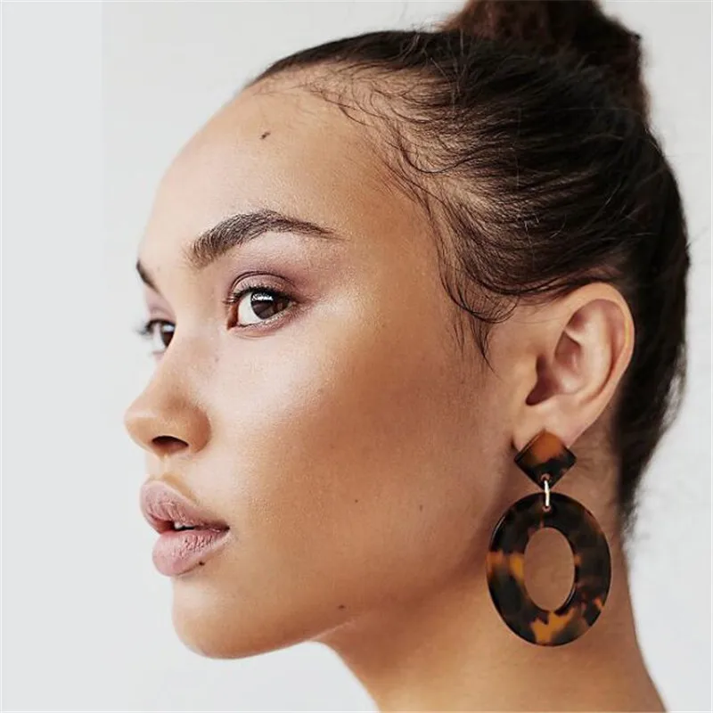 

FASHIONSNOOPS New Trendy Acrylic Geometric Drop Earrings Vintage Resin Dangle Earrings for Women Bohemian ZA Jewelry Brincos