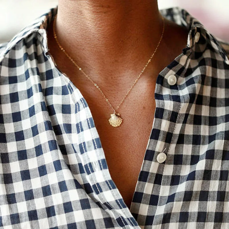 

Cute small shell Pendant Necklace for Women Gold Color Chain Choker Necklace Bohemian Collar Jewelry Christmas Gift bijoux femme