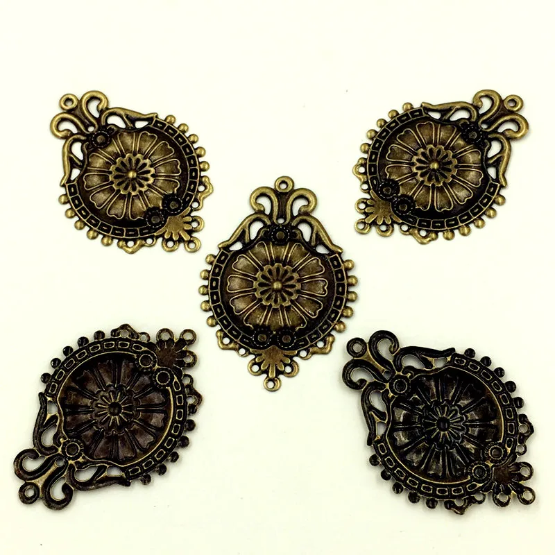 

10Pcs Bronze Tone Shield Medal Metal Connectors Embelishment Filigree Wraps Hollow Bag Ornament DIY Findings Charms 45mm
