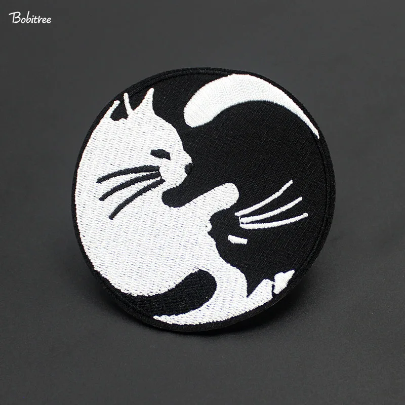 New Black Cat Cloth Patches Badge Embroidery Hot Iron on Artistic Garment DIY Decorative Applique