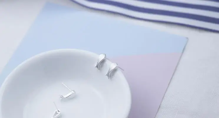 

ZTUNG LSC47 women fine jewelry,925 silver earring,fashion andsimple ear stud for lovely young girl