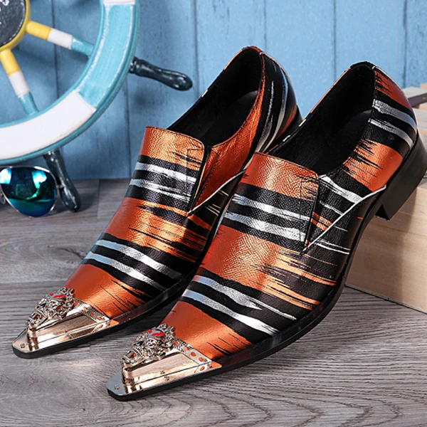 Роскошные оксфорды с острыми металлическими носками для Для мужчин красочный Змеиный узор Мужская обувь модные слипоны Мужские модельные туфли