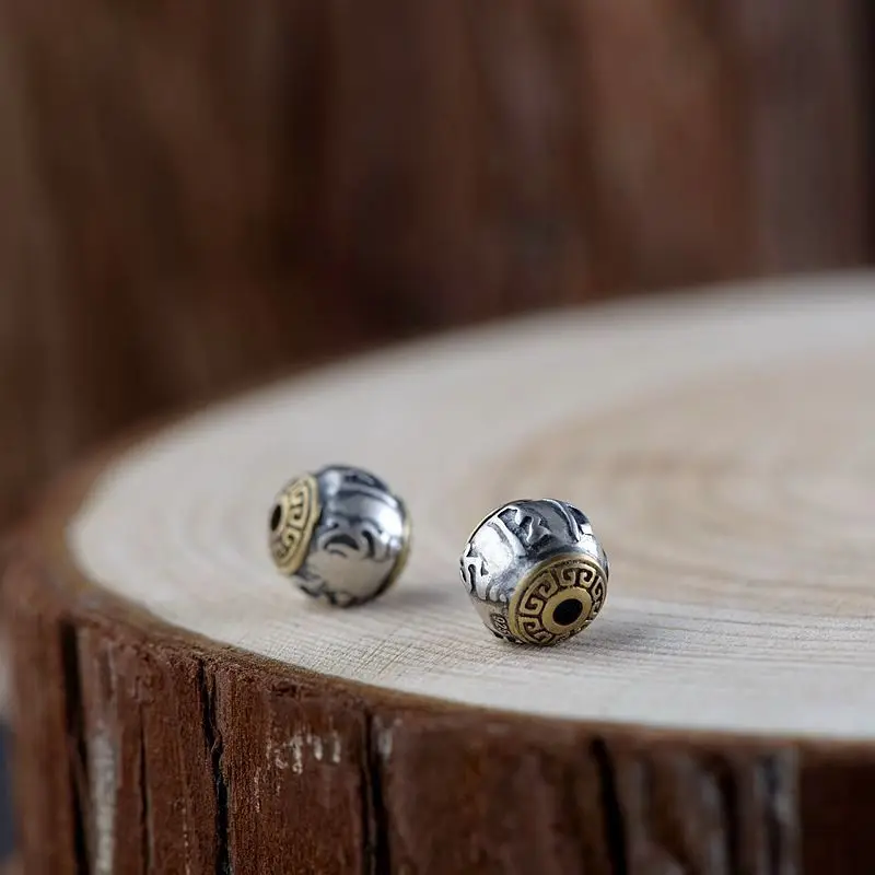 silver-om-bead009F