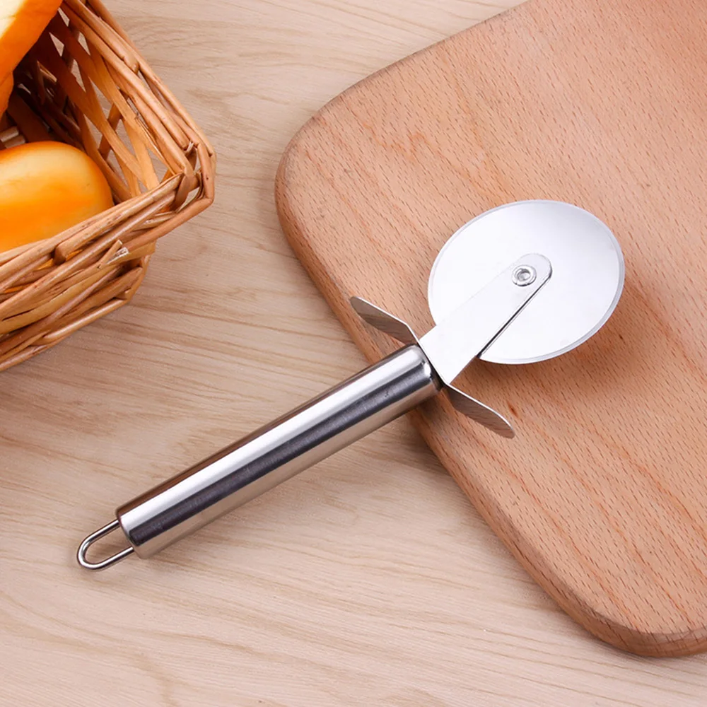 1 pc Stainless Steel Pizza Cutter With Handle Pizza Knife Cutter Pastry