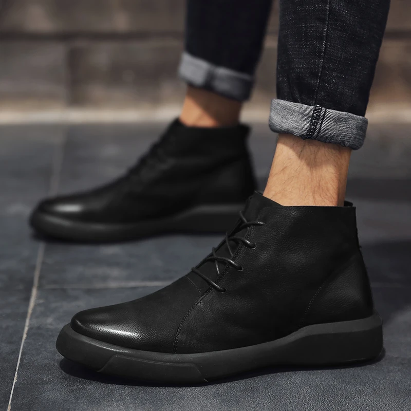 

GOODRSSON New Men Casual Boots Martin Boots Autumn And Winter Solid Flat Lace Up Fashion Tide Male Boots Outdoor Sport Boots Men