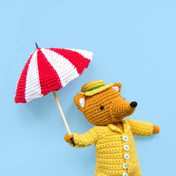 

crochet armigurumi rattle beer model number 8114
