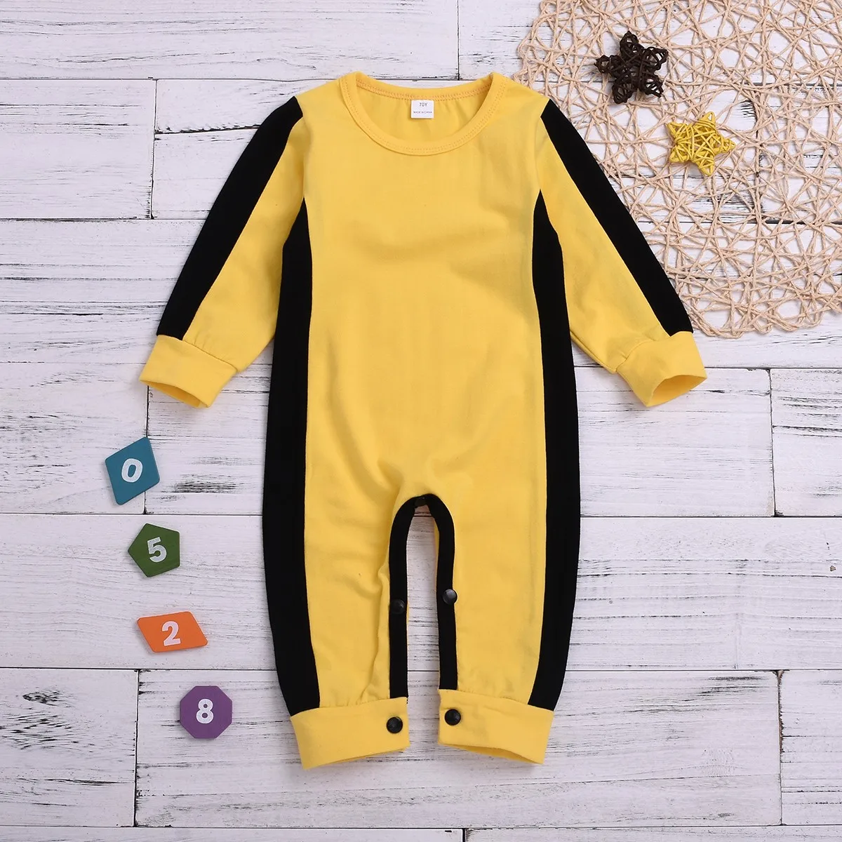 Kongfu/классический желтый комбинезон для маленьких девочек и мальчиков; комбинезон с длинными рукавами для новорожденных; Одежда для новорожденных в китайском стиле
