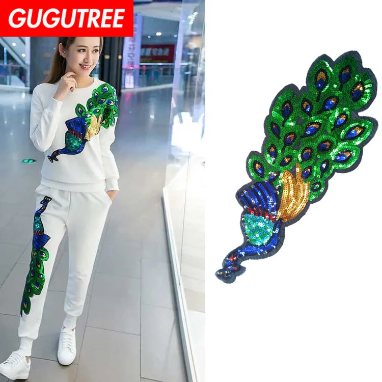 

GUGUTREE embroidery Sequins big peacock patches animal patches badges applique patches for clothing ZM-61