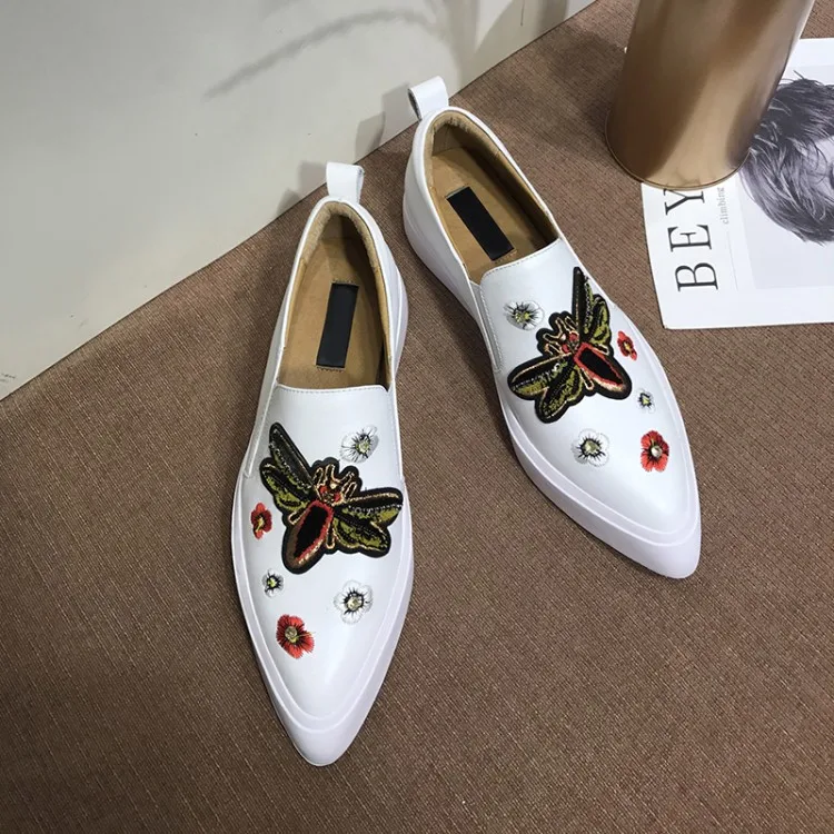 2019 Wohnungen Spitz Müßiggänger Auf Schwarzes Beiläufige Damen weiß Flachen Turnschuhe Schuhe Mokassins Slip Frauen Weiche Flache 5rWOnxqwA5