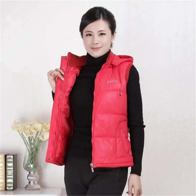 

Women Autumn Plus Size Waterproof Hooded Zip Down Vests Female Oversized Sleeveless Down Waistcoat Lady Thick Warm Down Jacket