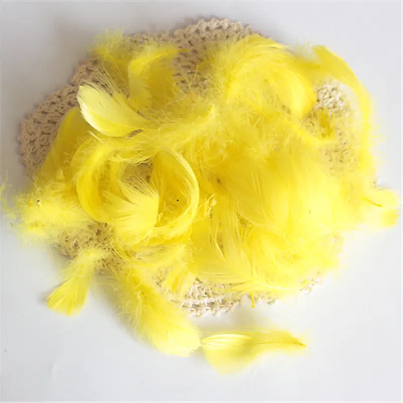Натуральные гусиные перья 4-8 см, цветные перья лебедя, шлейф для украшения дома, Рукоделие, сделай сам, Ювелирное Украшение, 50 шт - Цвет: yellow 50pcs