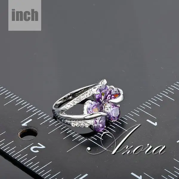 AZORA кольцо из белого золота Stellux с австрийским кристаллом фиолетовым цветком и кубическим цирконием TR0010