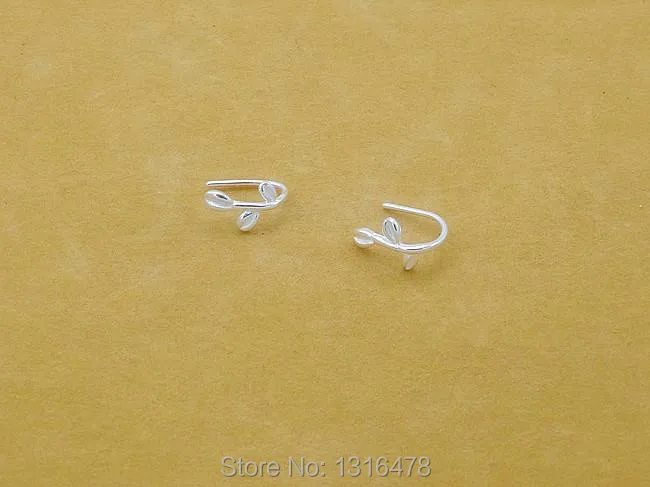 

New 925 sterling silver earrings small earrings white fungus hook section Salix breathable beautiful silver earrings