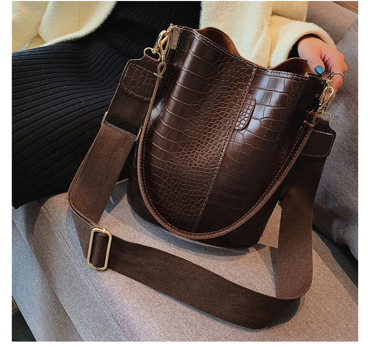 Large Capacity Alligator Bucket Bags Women Crocodile Pattern Handbag Casual Crocodile Shoulder Messenger Bags Ladies PU Purse